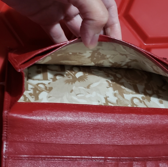 Authentic vintage Dior red leather wallet - Picture 2 of 12